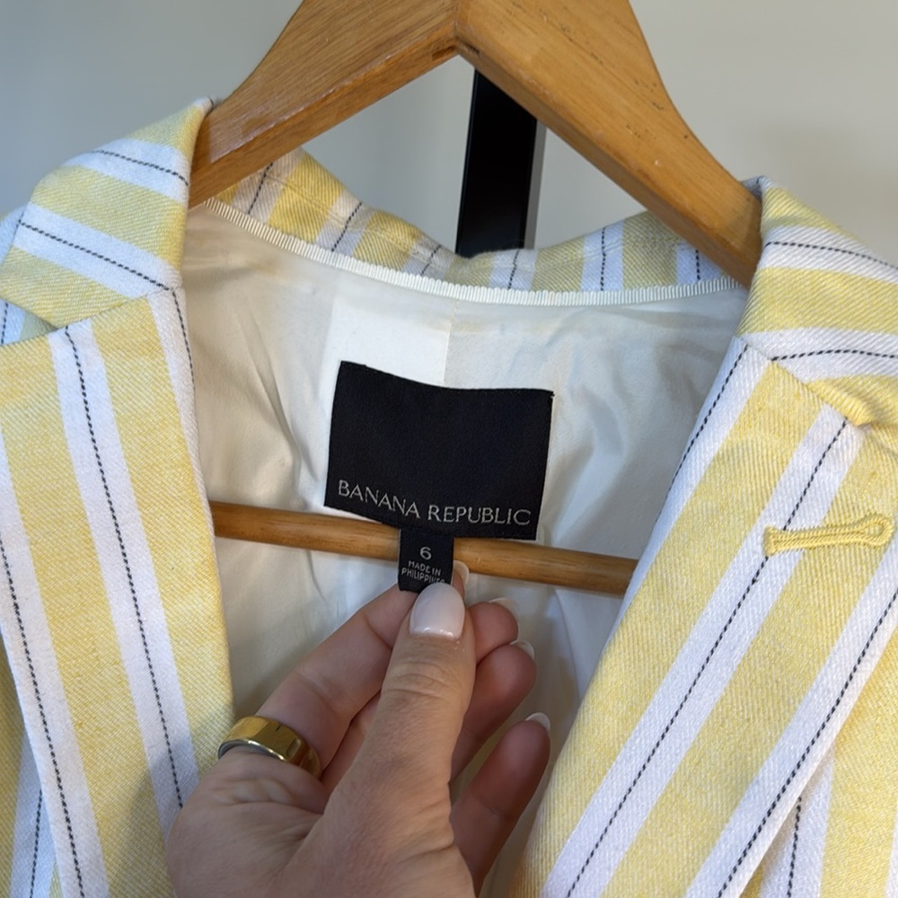 Banana Republic yellow and white striped fitted blazer size 6 - Picture 2 of 3